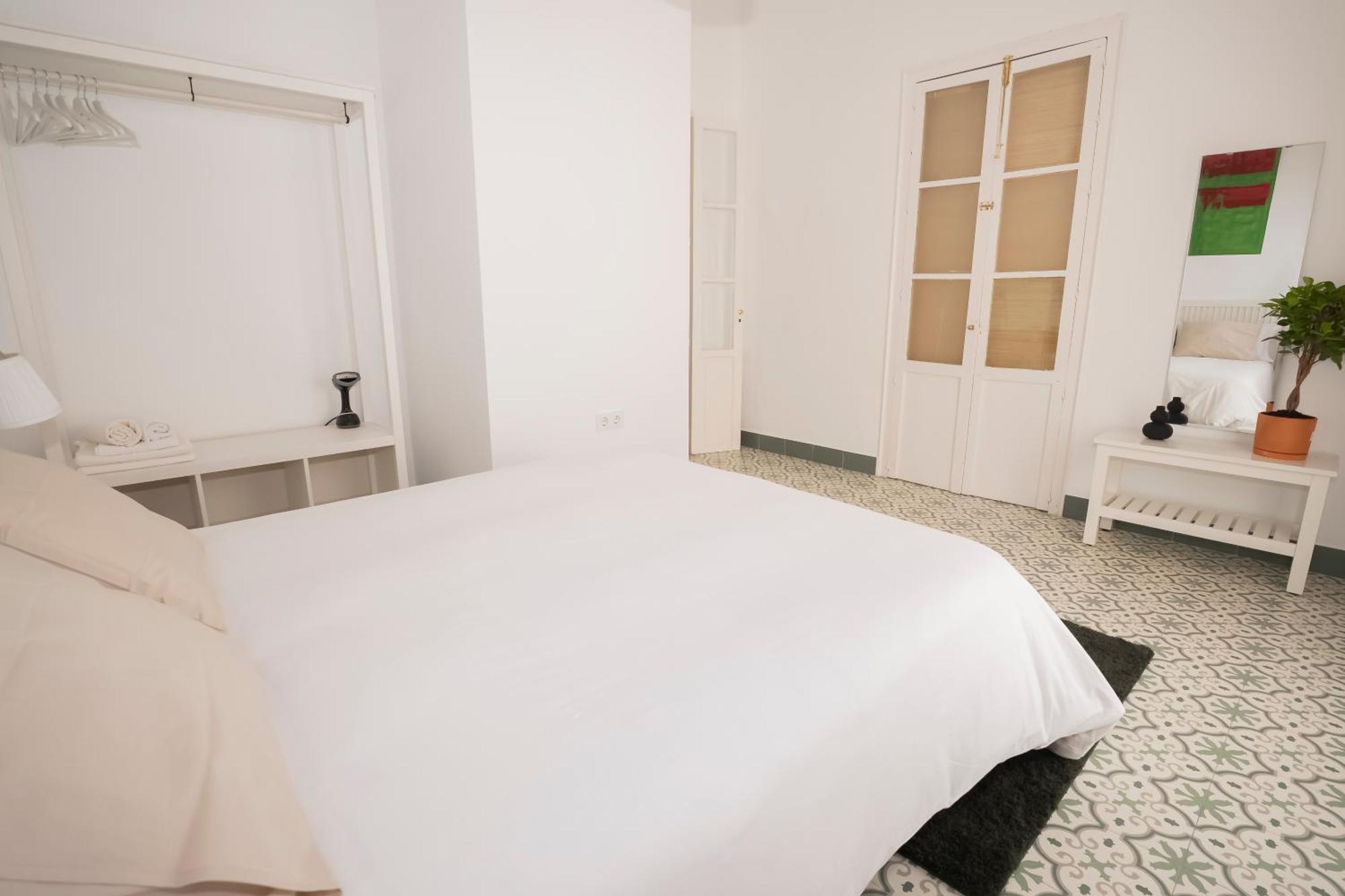 California Apartament Dos De Mayo 塞维利亚 外观 照片